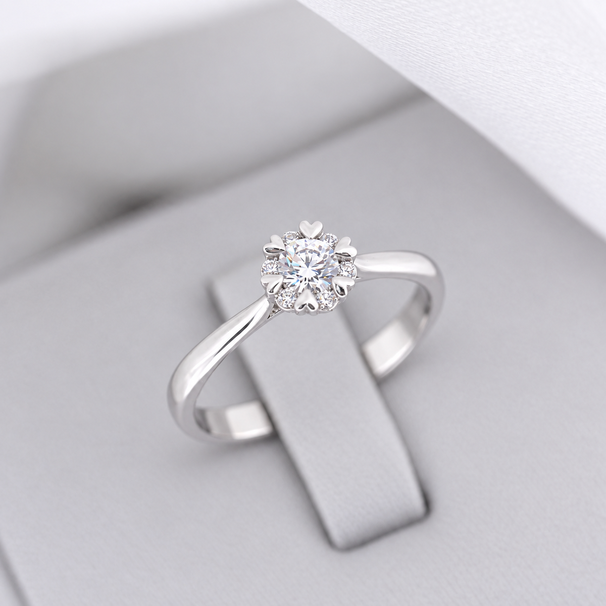 W121 - Best seller 0.18 CT GIA Natural Diamond