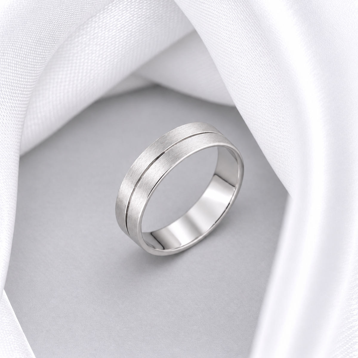M65 - 5.8 mm. Band Ring