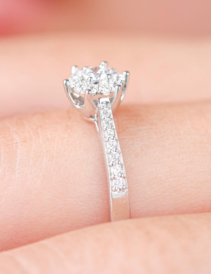 W25 - Princess Natural Diamond Ring