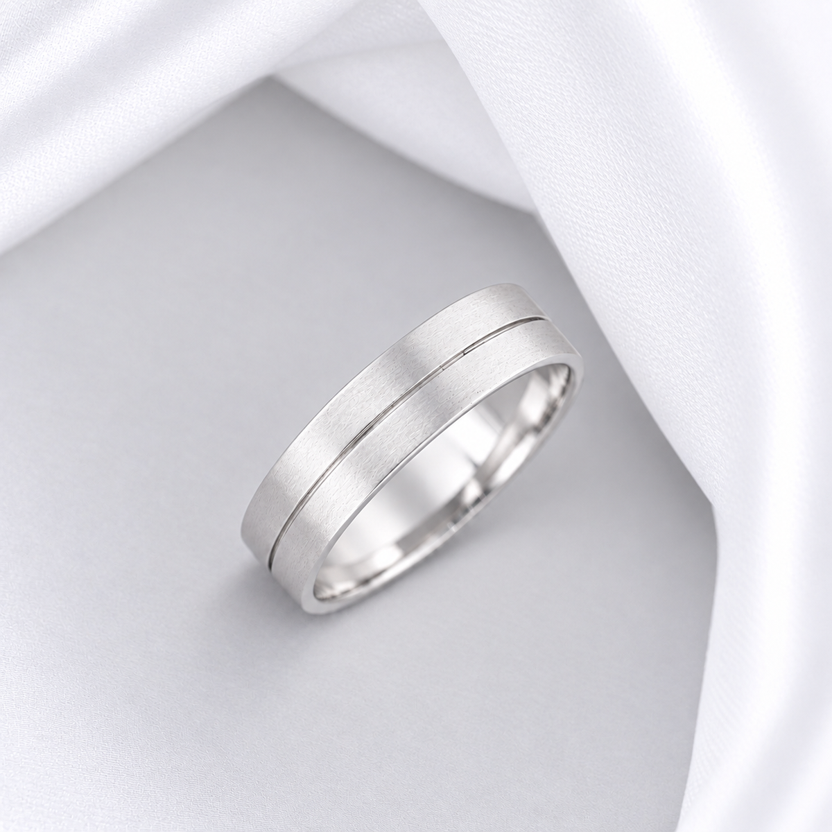 M65 - 5.8 mm. Band Ring