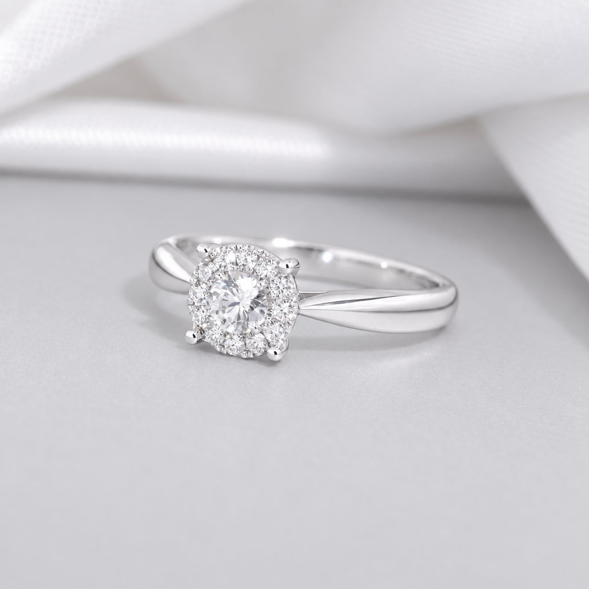 W124 - 0.20 CT GIA Natural Diamond