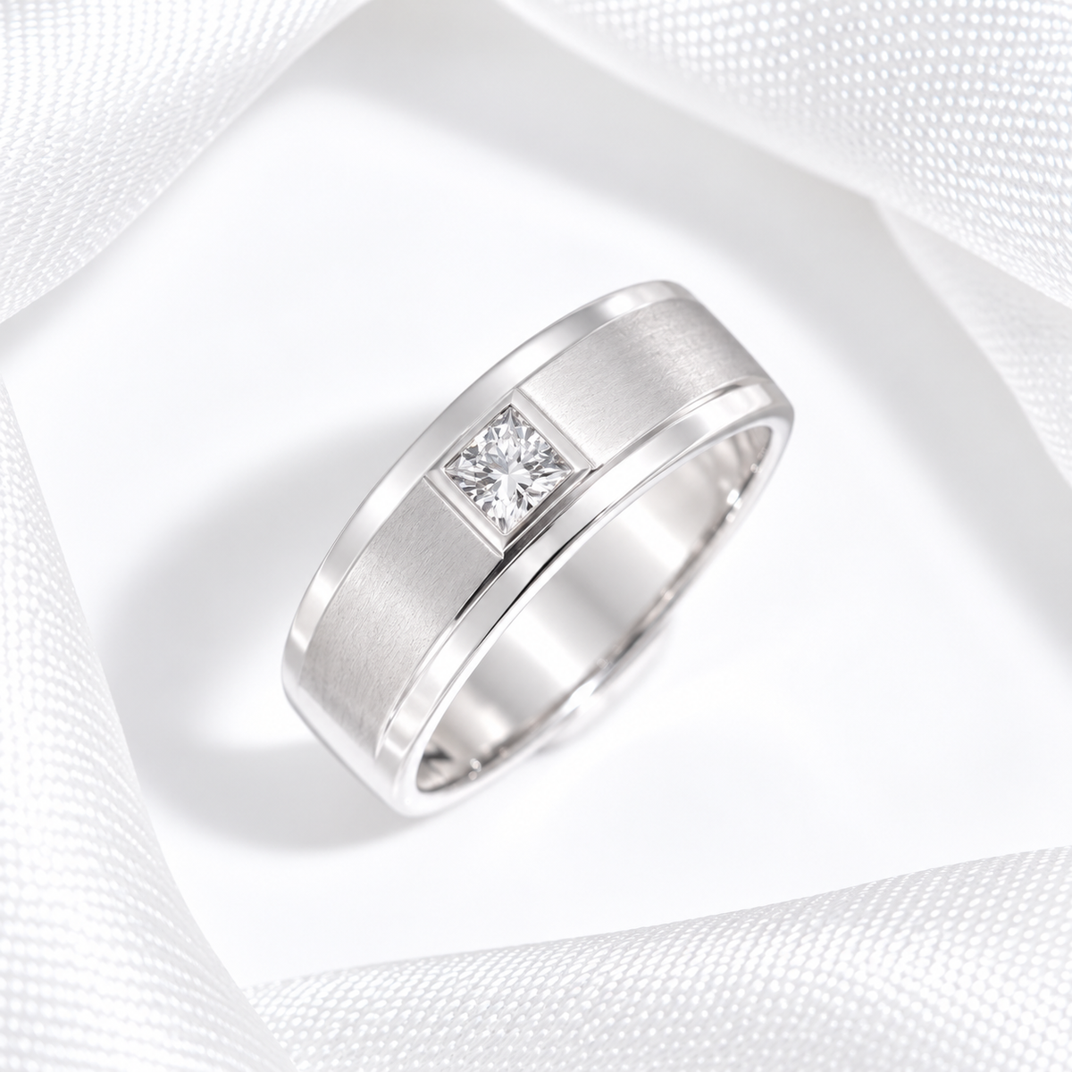 M121 - 0.18 CT GIA Natural Diamond - หน้ากว้าง 7.5 mm.