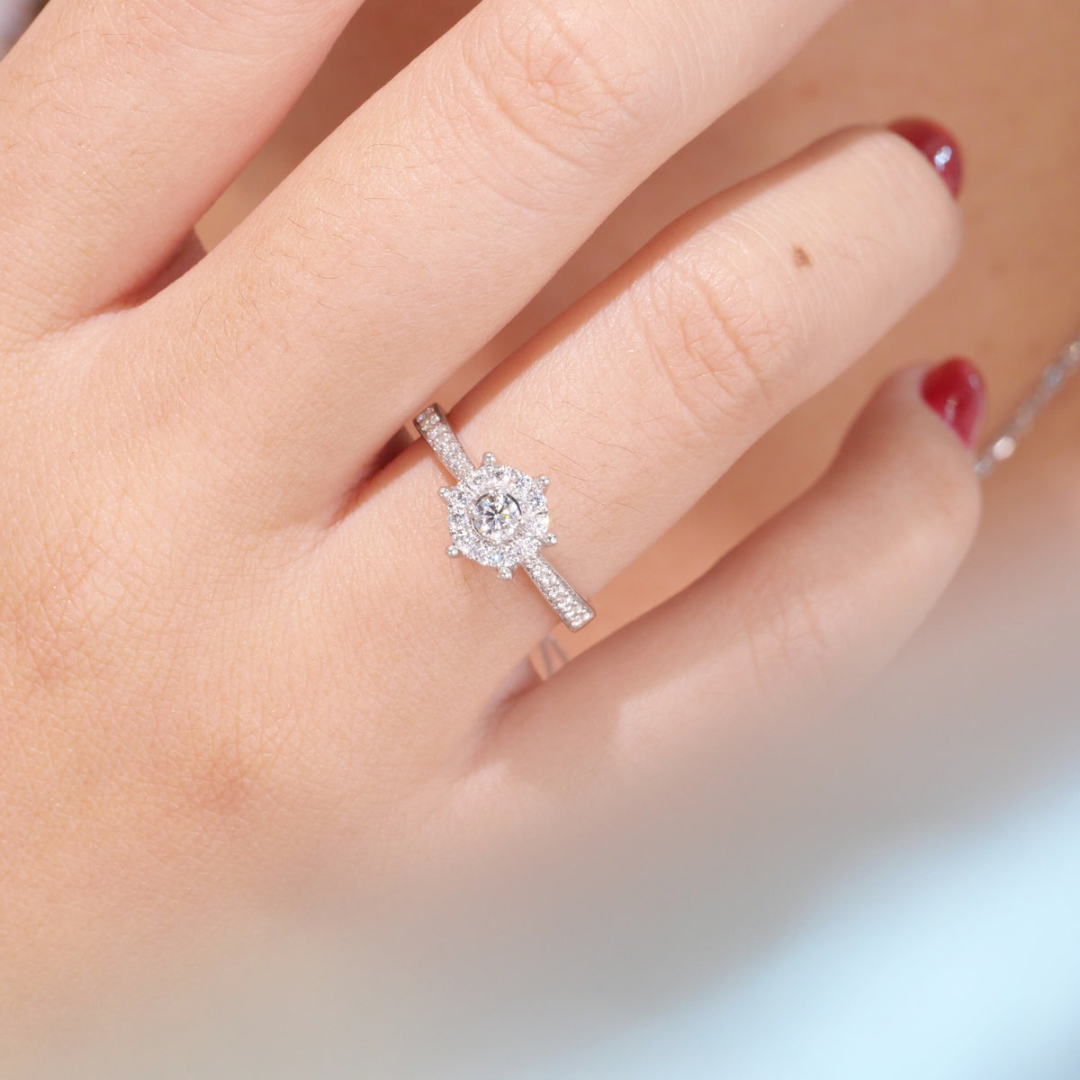 W25 - Princess Natural Diamond Ring
