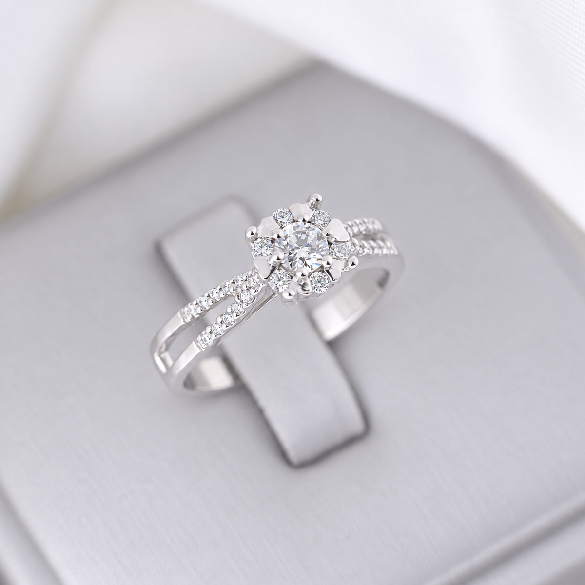 W114 - 0.18 CT GIA Natural Diamond