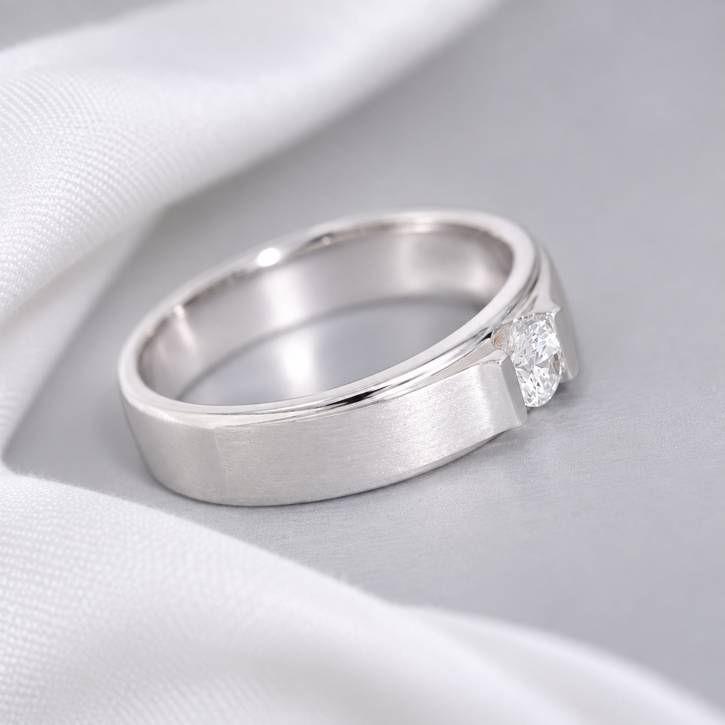 M129 - Natural Diamond 0.20 CT GIA - หน้ากว้าง 5.5 mm.