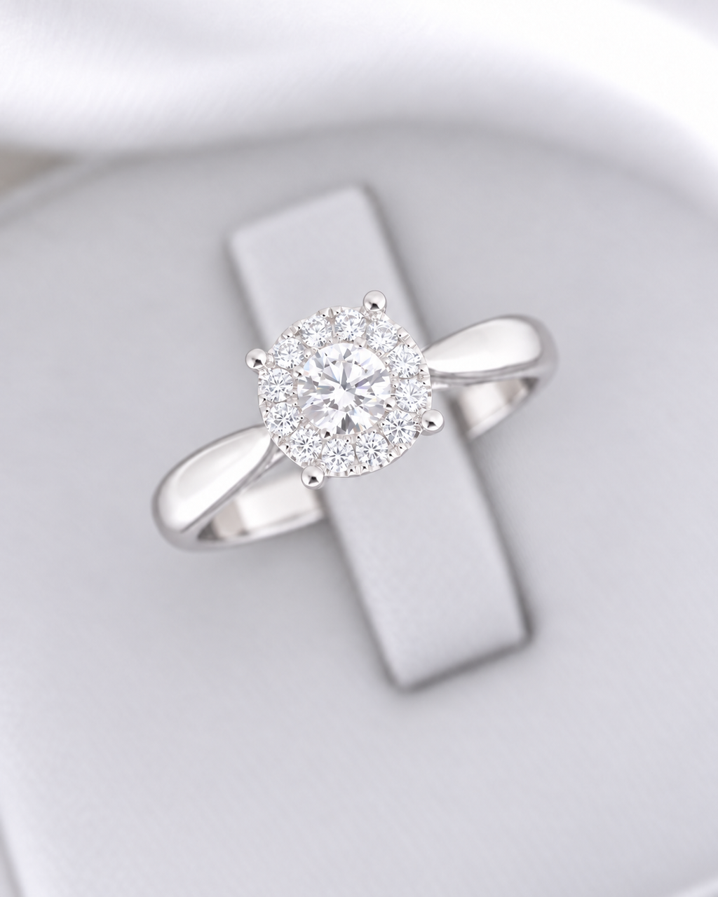 W124 - 0.20 CT GIA Natural Diamond