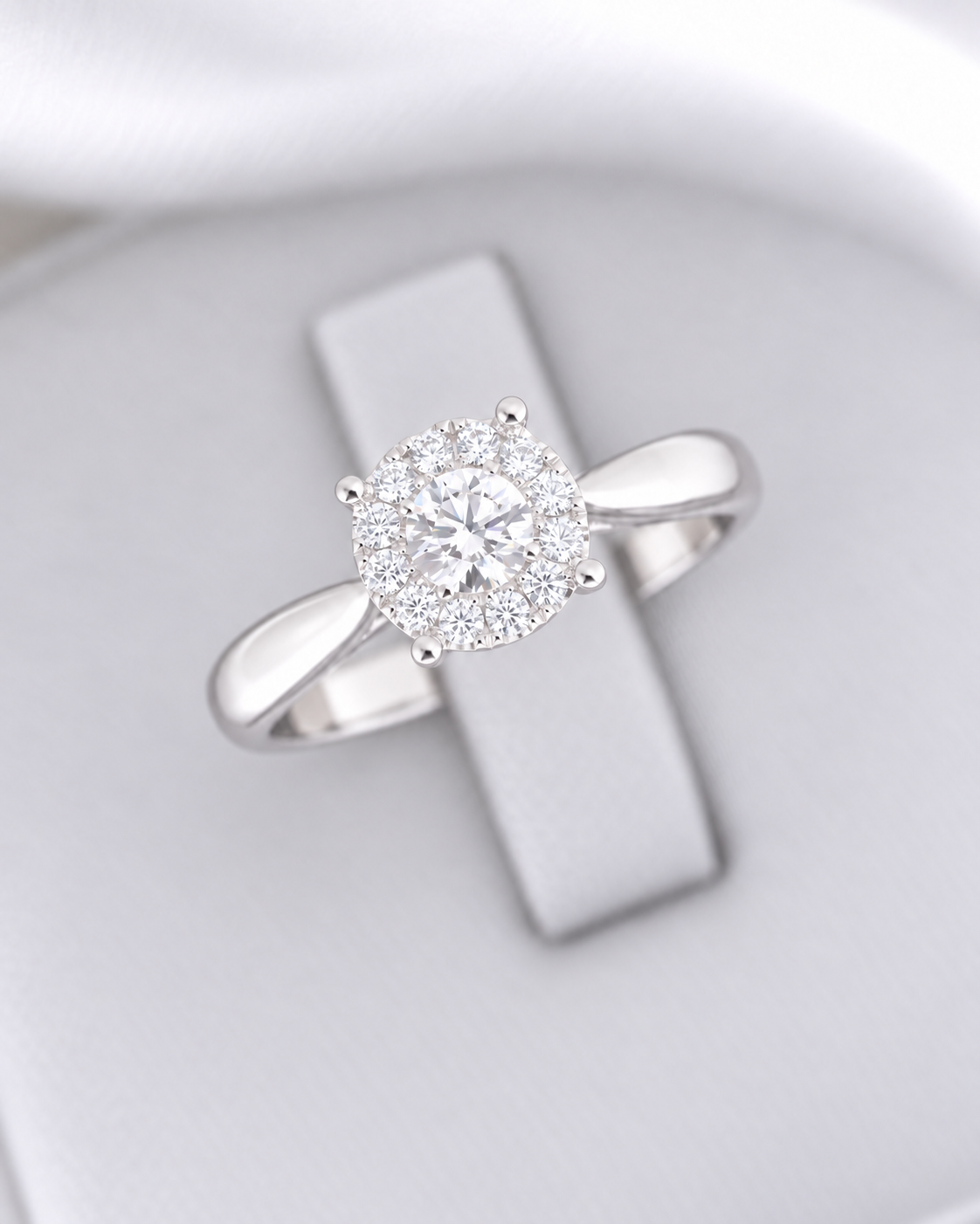 W124 - 0.20 CT GIA Natural Diamond