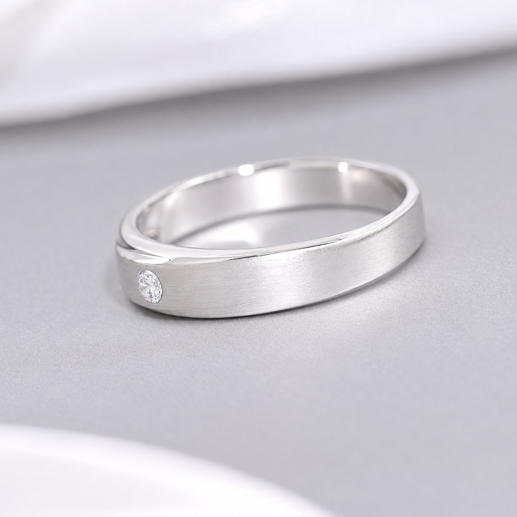 M56 - 4.5 mm. Natural Diamond Ring