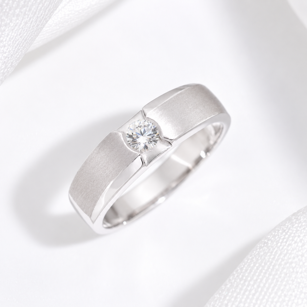M132 - 0.20 CT GIA Natural Diamond - หน้ากว้าง 6 mm.