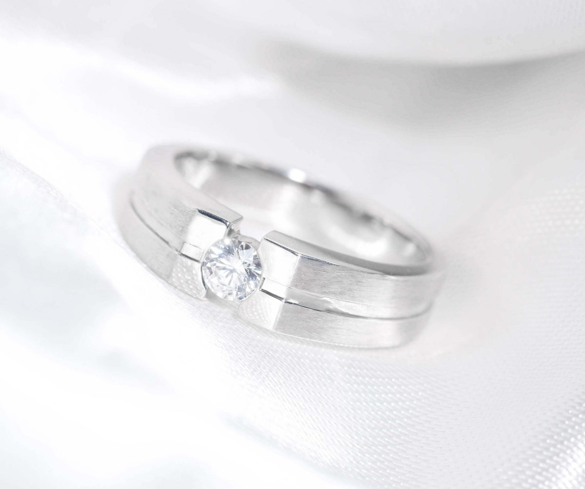 M69 - Natural Diamond 0.25 CT GIA - หน้ากว้าง 5.5 mm.