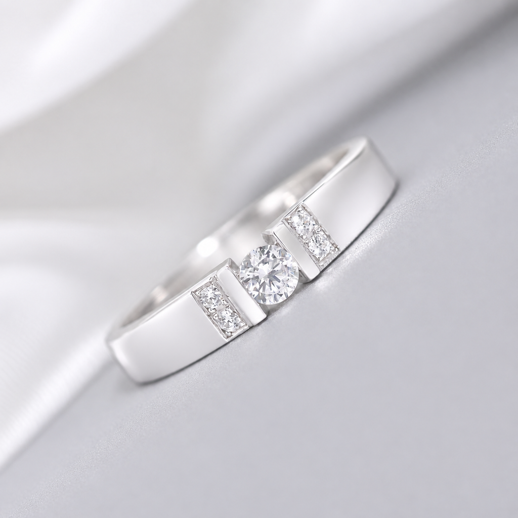 M114 - 4 mm. 0.20 CT GIA Natural Diamond