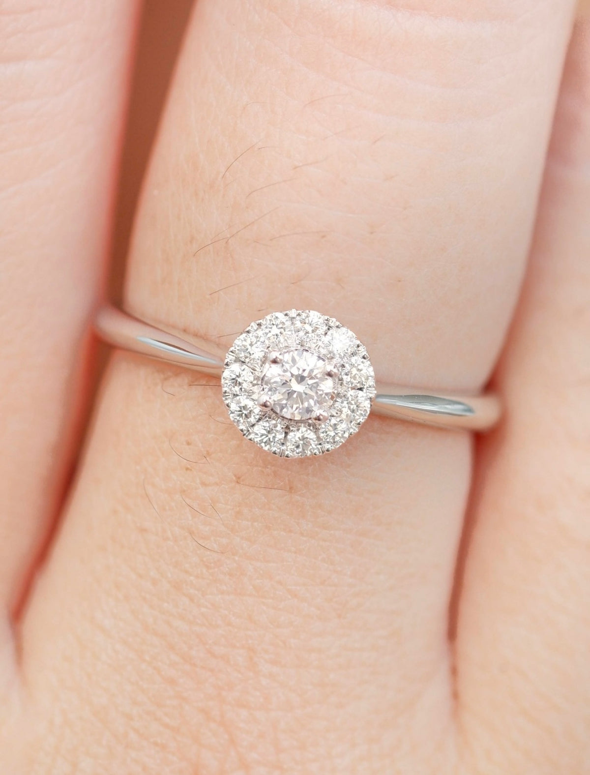 W01 - 0.10 CT Halo Diamond - Minimal Natural Diamond Style Ring