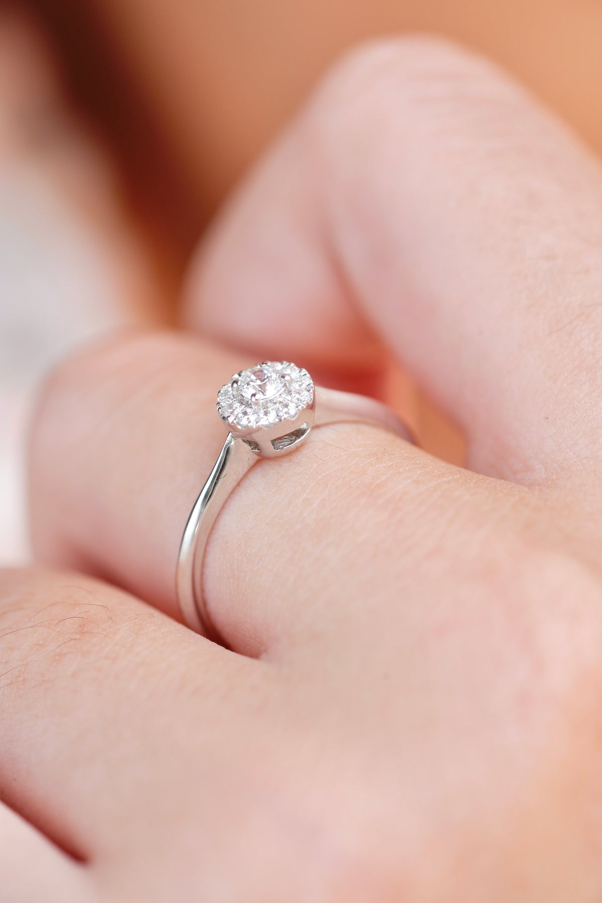 W01 - 0.10 CT Halo Diamond - Minimal Natural Diamond Style Ring
