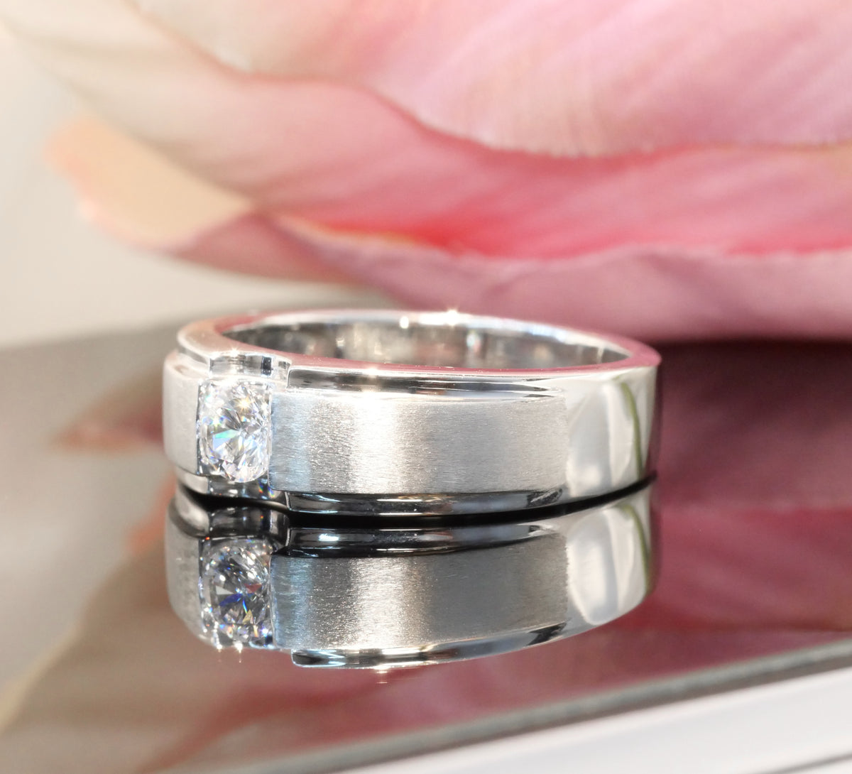 M97 - Natural Diamond 0.30 CT GIA - หน้ากว้าง 6.5 mm.