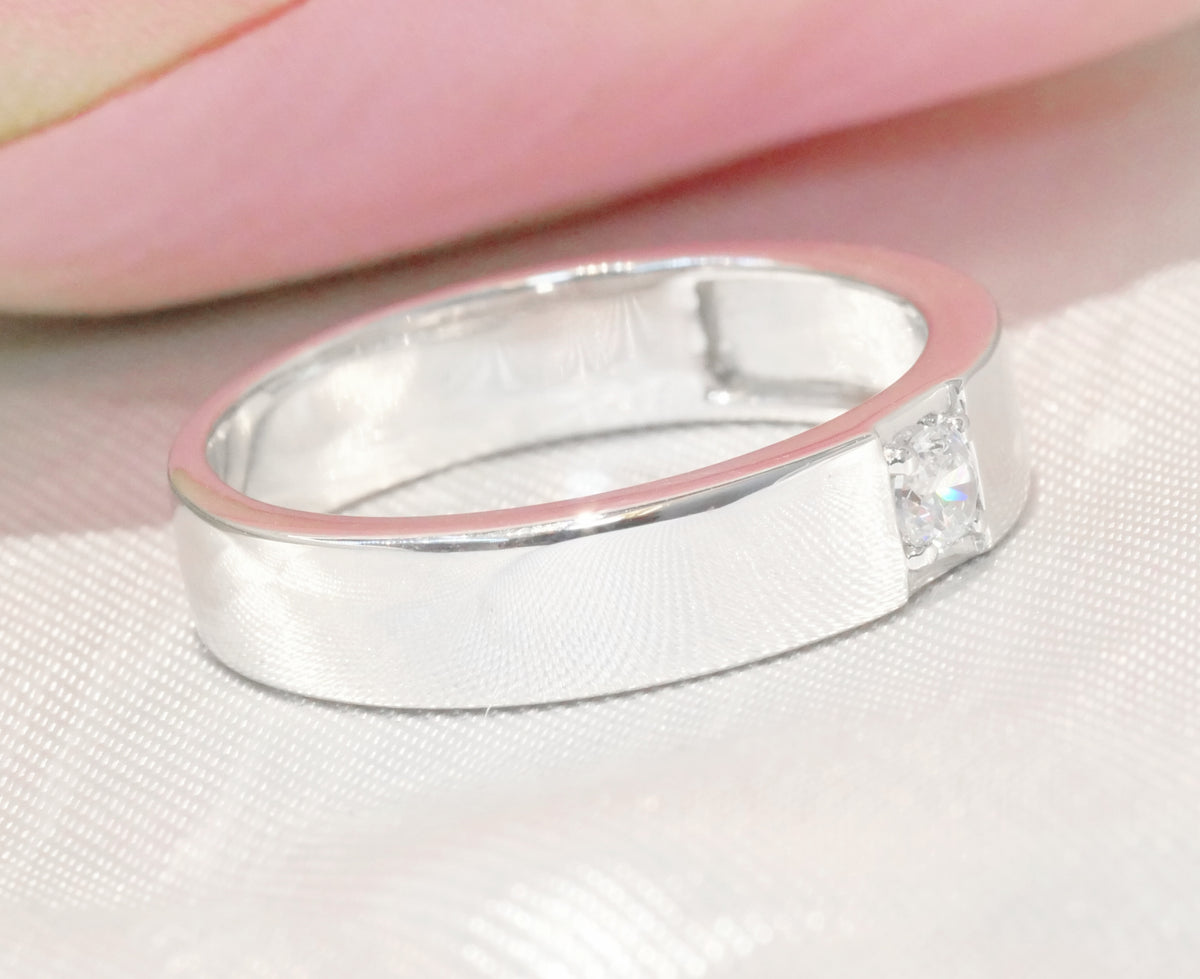 M99 -  Man Diamond Ring - หน้ากว้าง 5 mm.